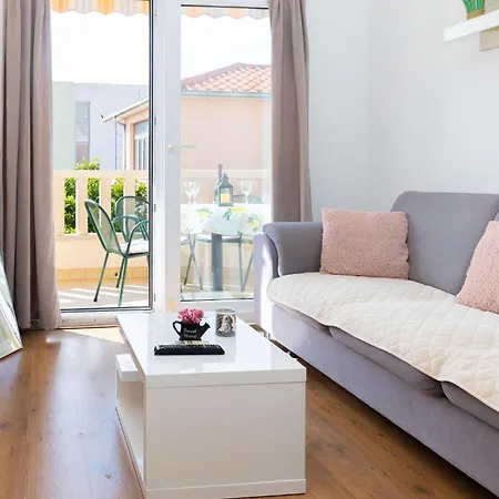 In With House Sea View