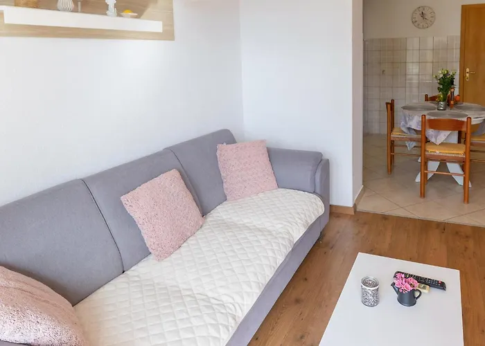 דירה In With House Sea View *