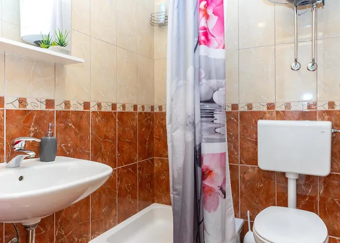 Apartament In With House Sea View *