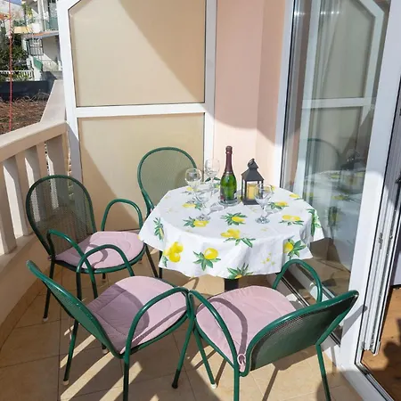 In With House Sea View Makarska