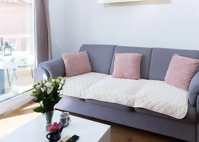 In With House Sea View *